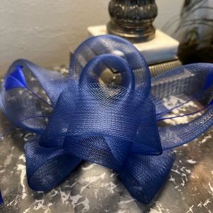 Chic Royal Blue Organza Hair Fascinator Hat w/Feather for Church or Derby